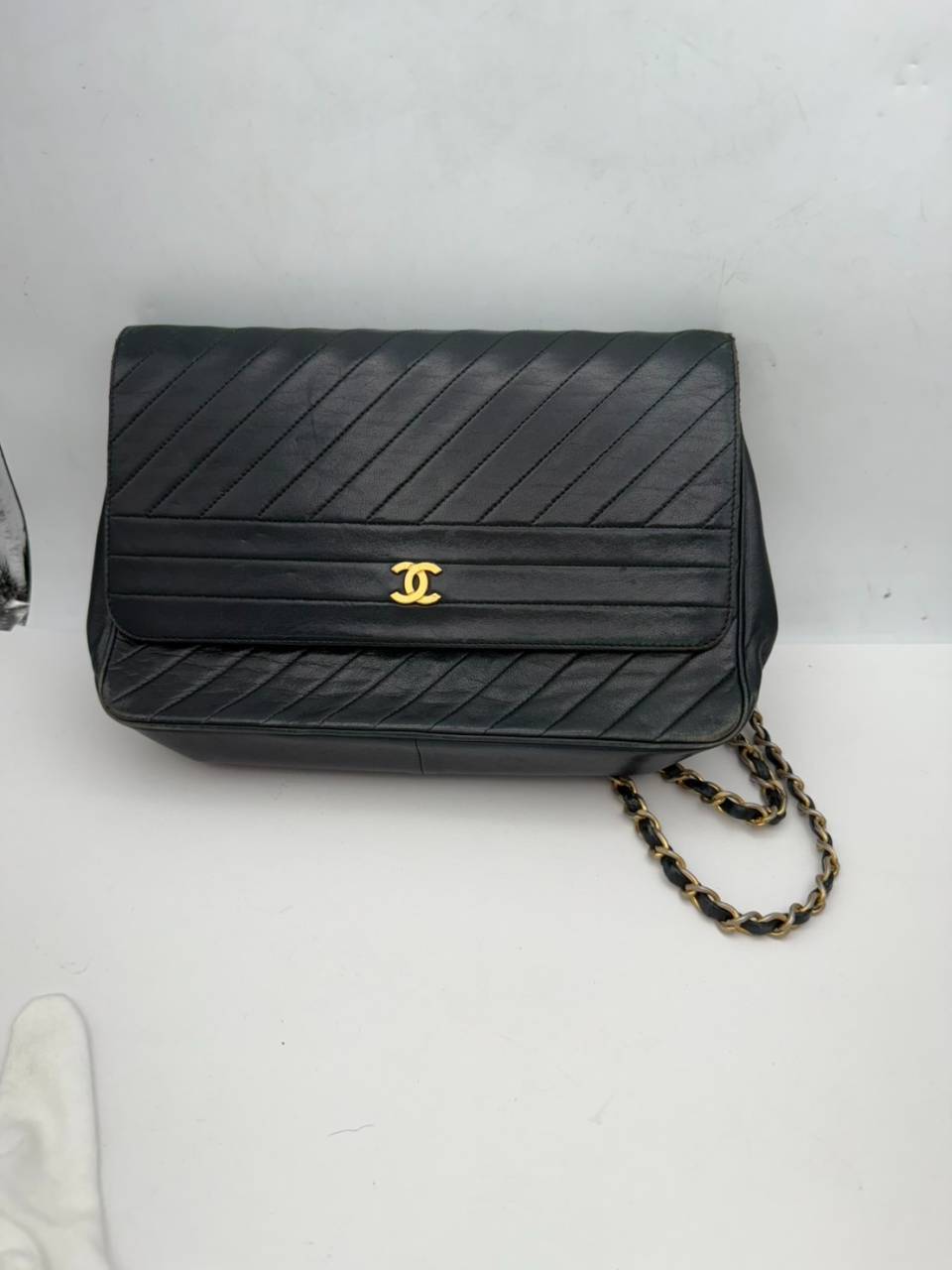 シャネルの買取なら、高価買取専門店 おたからや梅田一丁目店へ