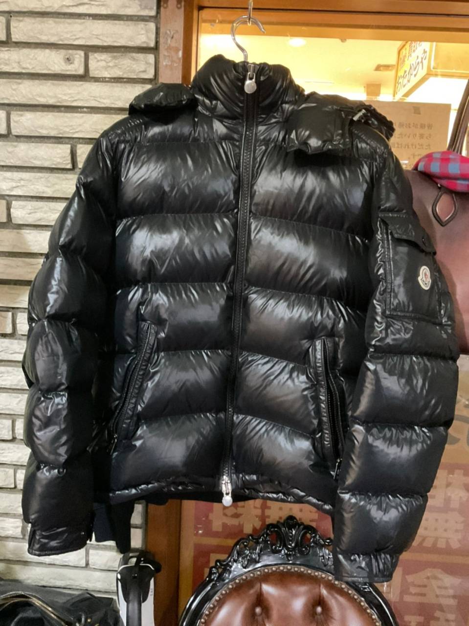 モンクレールの買取なら、高価買取専門店 おたからや梅田一丁目店へ