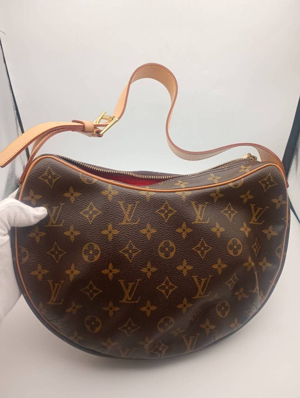 ルイヴィトンの買取なら、高価買取専門店 おたからや梅田一丁目店へ