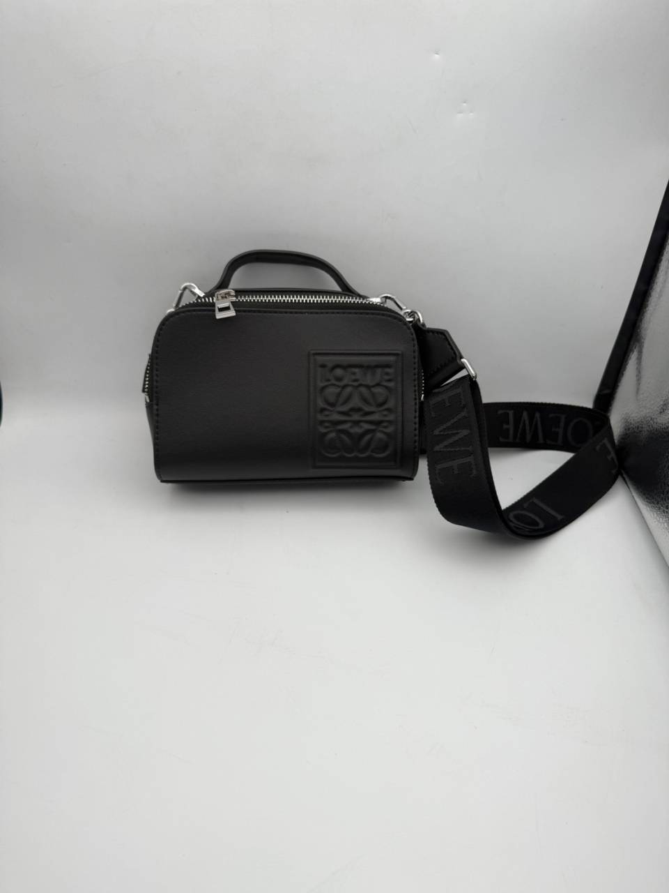 ロエベカメラバッグミニ実績